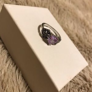 💜Ring With Purple Heart Shaped Gem💍